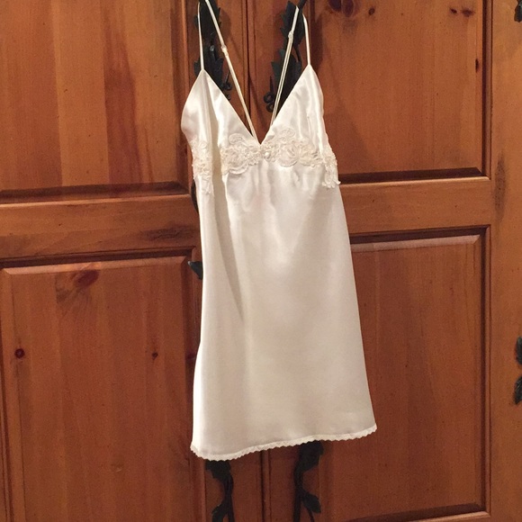 Victoria’s Secret 💕Bridal Lingerie 💋 - Picture 8 of 8